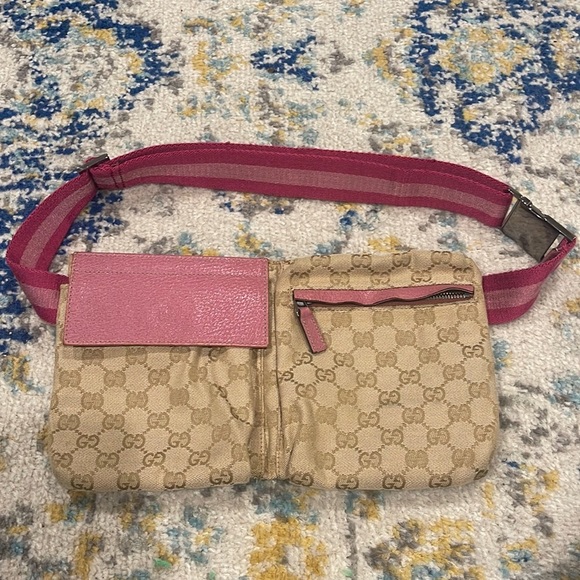 Gucci Handbags - Authentic Gucci Belt Bag